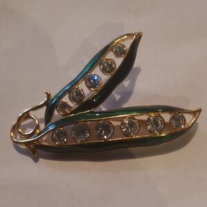 Elegant Monet Gold and Green Pea Pod Brooch